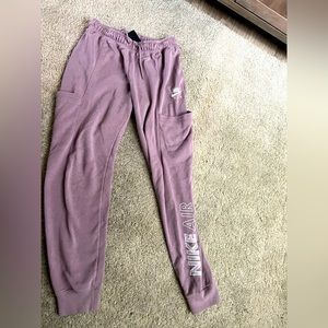 Women’s Nike sweatpants